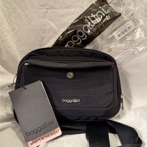 Baggallini Double Zip Black Crossbody Bag